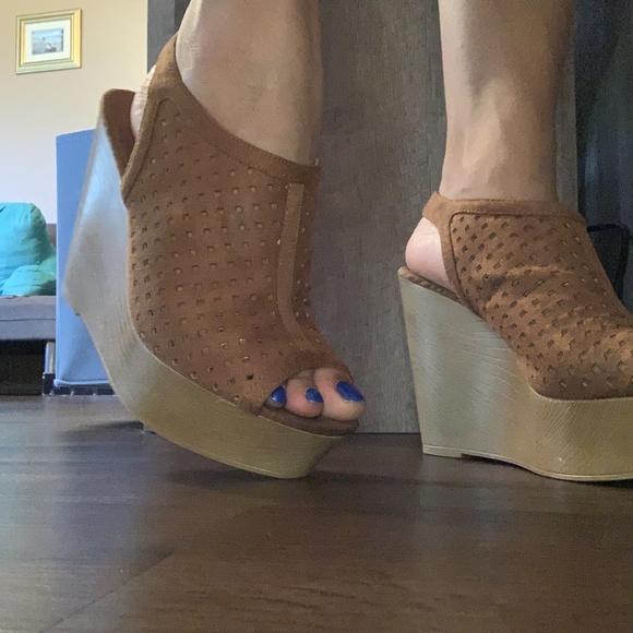 Brown Suede Platform Wedges - Picture 1 of 1